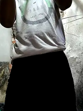 Snapshot of 2BigBlacxxx chatting on October 2025 10:28:02 PM 2BigBlacxxx online show from October 2025 10:28:02 PM