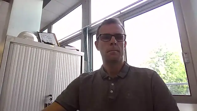 Simon 76 online show from September 2025 04:29:02 PM