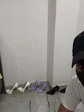 Hotswetie online show from March 2025 03:20:02 PM