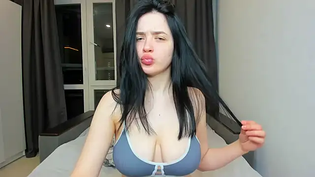 Minx Night CityXq online show from March 2026 05:41:02 PM