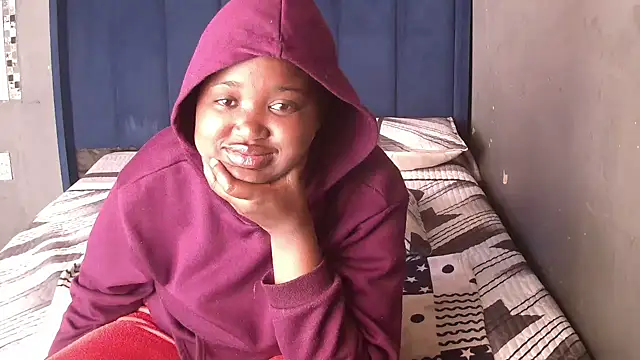 Snapshot of SexyShybarbie chatting on June 2026 06:49:02 AM SexyShybarbie online show from June 2026 06:49:02 AM