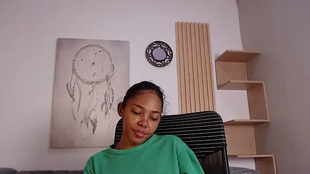 willow smitt online show from March 2026 12:46:01 PM