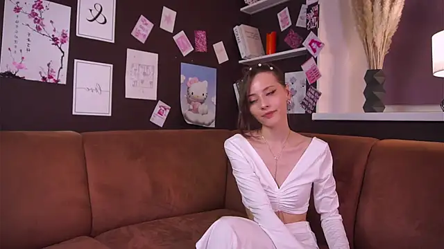 Snapshot of EditaBails chatting on March 2025 10:18:02 PM EditaBails online show from March 2025 10:18:02 PM