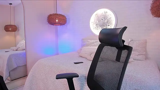 OLIVER COLT online show from March 2026 03:03:02 AM