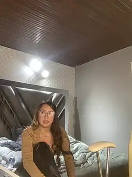 Snapshot of VictoriaGerard_Pink chatting on March 2025 02:16:02 AM VictoriaGerard Pink online show from March 2025 02:16:02 AM