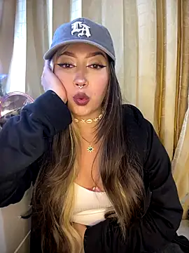 Snapshot of VictoriaGerard_Pink chatting on September 2025 12:55:01 AM VictoriaGerard Pink online show from September 2025 12:55:01 AM