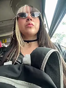 Snapshot of VictoriaGerard_Pink chatting on September 2025 03:37:01 PM VictoriaGerard Pink online show from September 2025 03:37:01 PM