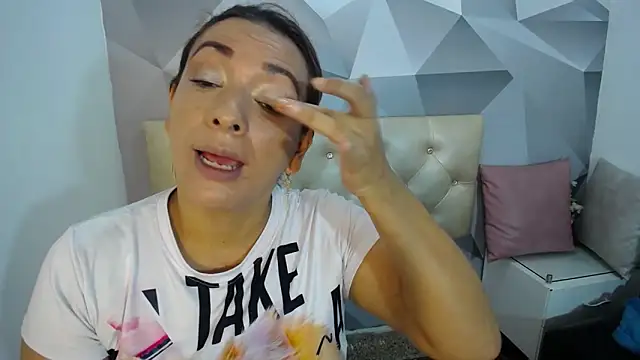 Milf-Prettyboobs online show from November 2025 10:43:02 AM