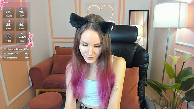 Clare  Florence online show from March 2025 07:35:01 PM