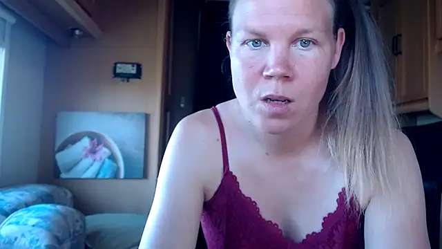 Snapshot of CallMeMaria chatting on January 2025 10:41:02 AM CallMeMaria online show from January 2025 10:41:02 AM