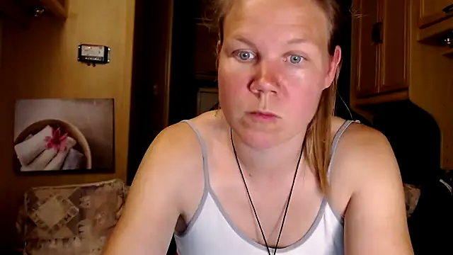 Snapshot of CallMeMaria chatting on January 2025 05:54:02 PM CallMeMaria online show from January 2025 05:54:02 PM