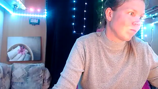 Snapshot of CallMeMaria chatting on February 2025 04:48:02 PM CallMeMaria online show from February 2025 04:48:02 PM