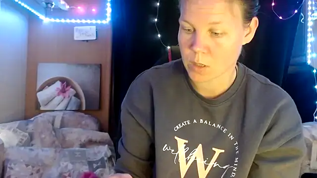 Snapshot of CallMeMaria chatting on March 2025 10:06:02 AM CallMeMaria online show from March 2025 10:06:02 AM