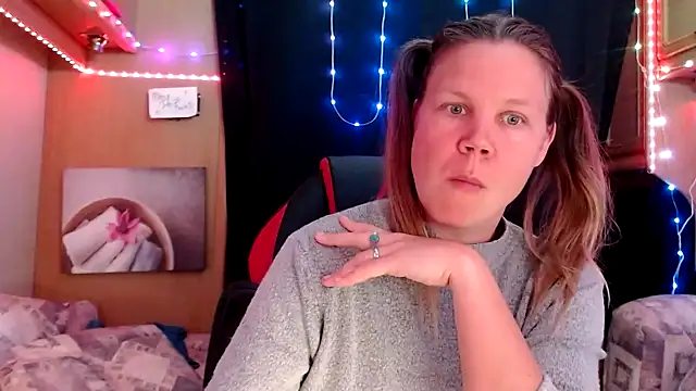 Snapshot of CallMeMaria chatting on March 2025 01:46:01 PM CallMeMaria online show from March 2025 01:46:01 PM