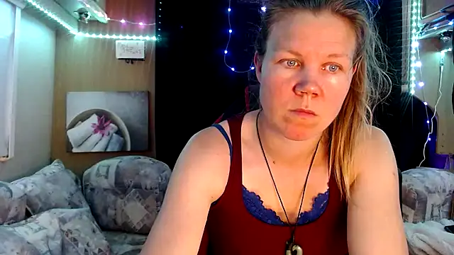 Snapshot of CallMeMaria chatting on March 2025 11:44:02 AM CallMeMaria online show from March 2025 11:44:02 AM