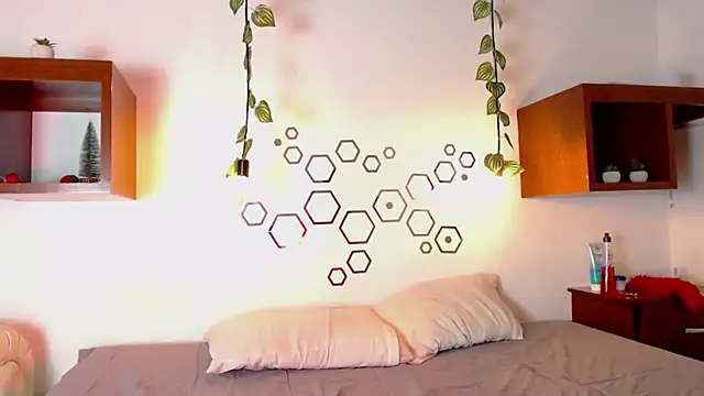 wet valery online show from December 2025 04:10:02 AM