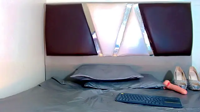 Snapshot of alexsandra_kiss chatting on November 2025 11:22:01 AM alexsandra kiss online show from November 2025 11:22:01 AM