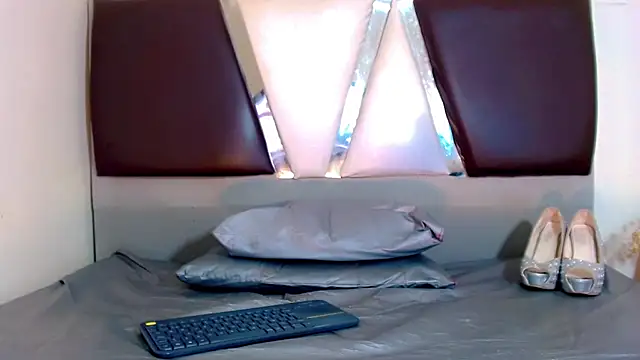 Snapshot of alexsandra_kiss chatting on November 2025 12:14:02 PM alexsandra kiss online show from November 2025 12:14:02 PM