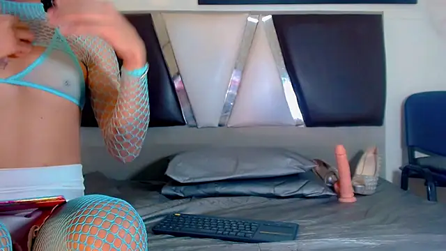 Snapshot of alexsandra_kiss chatting on November 2025 11:31:02 AM alexsandra kiss online show from November 2025 11:31:02 AM