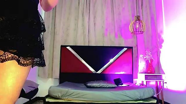 alexsandra kiss online show from July 2026 11:16:02 AM
