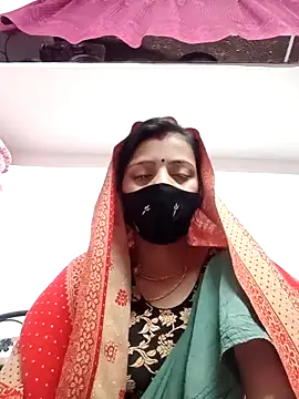 Snapshot of Daya_Chheda chatting on November 2025 12:21:02 AM Daya Chheda online show from November 2025 12:21:02 AM