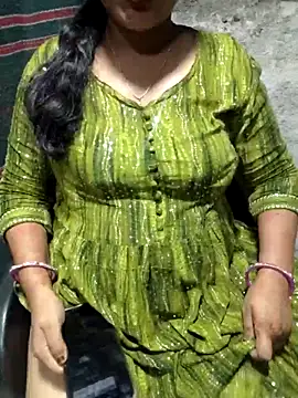 Snapshot of priya_00143 chatting on April 2026 06:46:02 PM priya 00143 online show from April 2026 06:46:02 PM