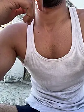 Snapshot of HARSHHU01 chatting on March 2025 04:38:02 AM HARSHHU01 online show from March 2025 04:38:02 AM