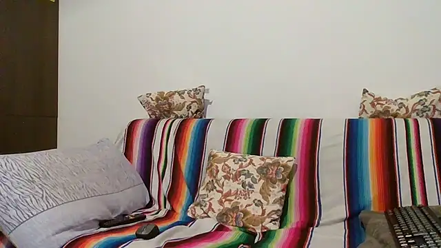 maxxxio12 online show from April 2026 07:07:02 PM