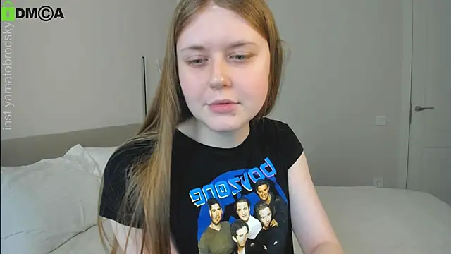 Snapshot of YamatoBrodsky chatting on December 2025 08:14:01 PM YamatoBrodsky online show from December 2025 08:14:01 PM