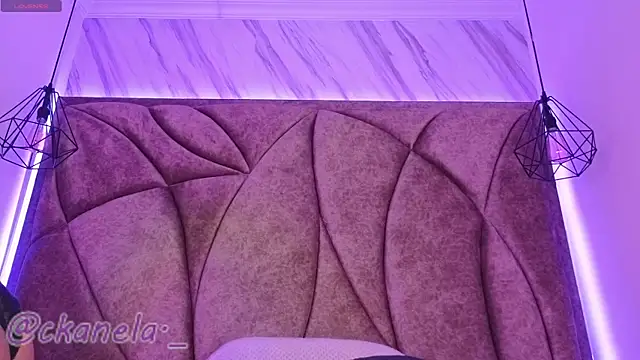 Snapshot of Kanela_miller_ chatting on November 2025 12:27:01 PM Kanela miller online show from November 2025 12:27:01 PM