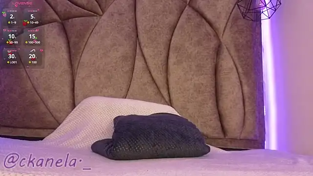 Snapshot of Kanela_miller_ chatting on November 2025 01:00:01 PM Kanela miller online show from November 2025 01:00:01 PM