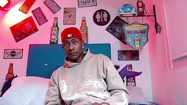 Snapshot of lili_roussi chatting on November 2025 12:43:01 AM lili roussi online show from November 2025 12:43:01 AM