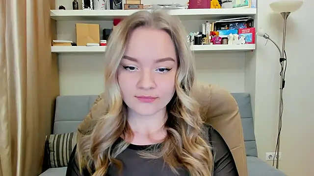 Snapshot of Kara_Smith_ chatting on January 2025 10:46:02 PM Kara Smith online show from January 2025 10:46:02 PM