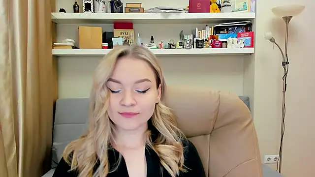 Snapshot of Kara_Smith_ chatting on March 2025 12:26:02 AM Kara Smith online show from March 2025 12:26:02 AM