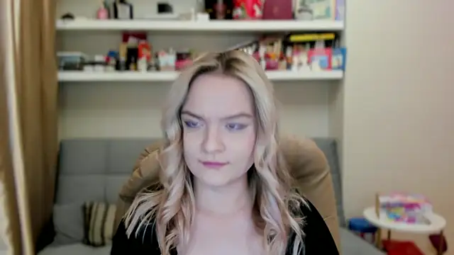 Kara Smith  online show from June 2026 11:08:02 PM