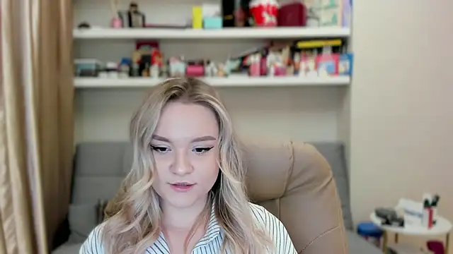 Kara Smith  online show from July 2026 11:18:02 PM