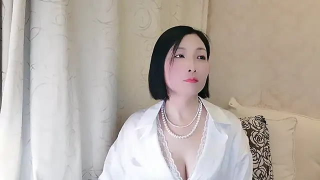 Snapshot of Rachel-6600 chatting on November 2025 02:28:02 PM Rachel-6600 online show from November 2025 02:28:02 PM