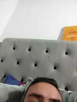 Snapshot of Andy-rtg chatting on March 2025 01:25:02 AM Andy-rtg online show from March 2025 01:25:02 AM