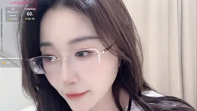 Snapshot of sexy-cc666 chatting on March 2025 09:07:02 PM sexy-cc666 online show from March 2025 09:07:02 PM