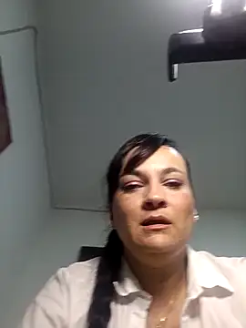 Snapshot of megan_milf79 chatting on November 2025 01:51:02 AM megan milf79 online show from November 2025 01:51:02 AM