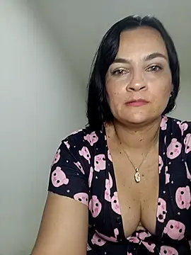 Snapshot of megan_milf79 chatting on December 2025 02:09:02 AM megan milf79 online show from December 2025 02:09:02 AM