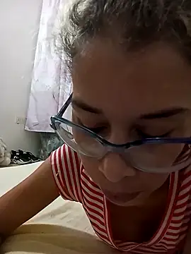 Snapshot of Sexi_girl29 chatting on February 2026 02:27:01 AM Sexi girl29 online show from February 2026 02:27:01 AM