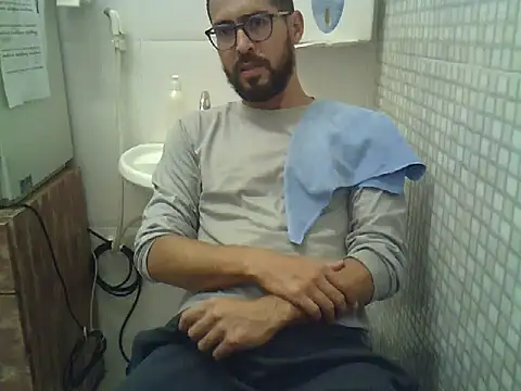 pdasgyn online show from October 2025 07:15:02 PM