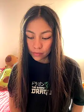 -Selene- online show from November 2025 06:32:01 PM