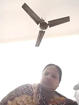 Snapshot of Arohi35 chatting on February 2026 01:38:02 PM Arohi35 online show from February 2026 01:38:02 PM