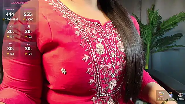 Snapshot of _Lisha_ chatting on November 2025 06:41:02 PM Lisha online show from November 2025 06:41:02 PM