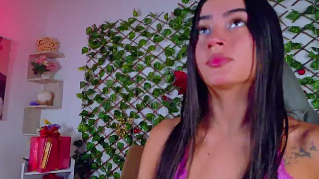 Snapshot of alice_rous21 chatting on November 2025 01:24:02 PM alice rous21 online show from November 2025 01:24:02 PM