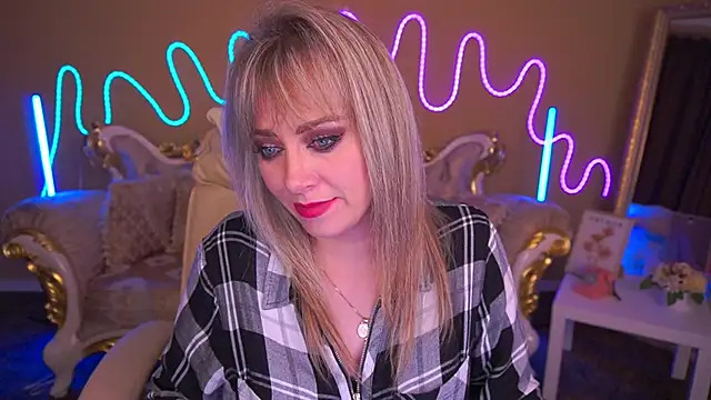 CandyLadyyy online show from November 2025 09:31:02 PM