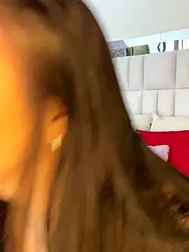 Snapshot of LunaCandy_ chatting on October 2025 02:52:01 PM LunaCandy online show from October 2025 02:52:01 PM