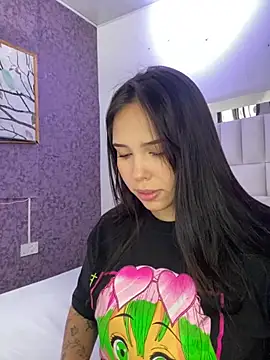 Snapshot of LunaCandy_ chatting on November 2025 01:21:02 PM LunaCandy online show from November 2025 01:21:02 PM